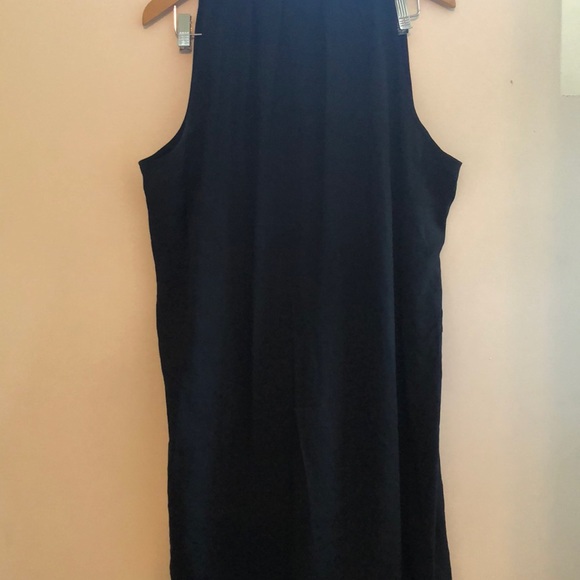 Banana Republic sleeveless black dress with tie - Picture 8 of 8